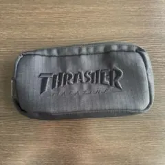THRASHER ブラック ペンケース　サイドファスナー付きのサムネイル