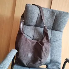 KIPLINGブラウンナイロンショルダーバッグ