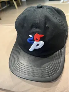 Palace 黒 ベースボールキャップ