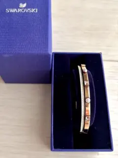 Swarovski ストーン付きブレスレット 箱付き