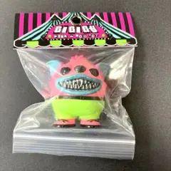 GIGIGU Red Spore PEEK A BOO TOY ギギグ ソフビ - メルカリ