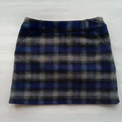 チェックスカート