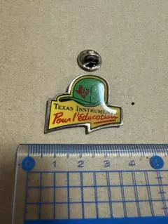 Texas Instruments パウ・ペダル・カート ヴィンテージピンバッジ