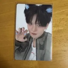 ヨシ 8000円トレカ