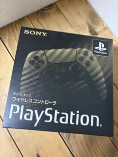 PS5 DualSense ワイヤレスコントローラー 30周年アニバーサリー