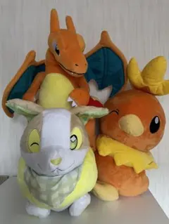 ポケモン　リザードン•ワンパチ•アチャモ　ぬいぐるみセット