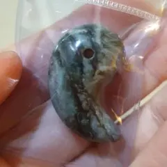 ☆超激レア!!☆完全別格品!!☆糸魚川翡翠☆超極上マーブル模様!!☆勾玉
