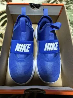 ナイキ　フレックスランナー4 PS 18センチ　青
