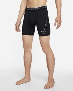 Nike Pro ブラックタイツ 未使用タグ付き