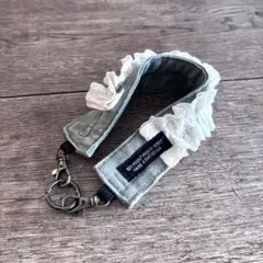 デニムリメイク レース付き　フリルストラップハンドストラップ　カーキ色