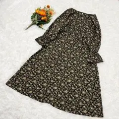 URBAN RESEARCH ロングワンピース 花柄 フレア袖 くすみグリーン