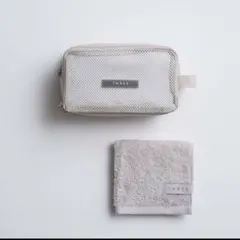THREE ノベルティ　ポーチ&ハンドタオルのサムネイル