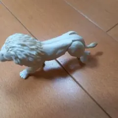 アニア　ホワイトライオン　フィギュア　希少　動物　トミー　恐竜　廃盤のサムネイル