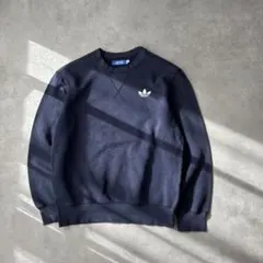 あ*む様 16856 アディダス ワンポイント 刺繍ロゴ スウェット 紺色