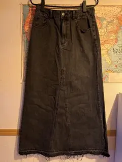 GU ブラックロングスカート