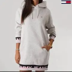 Tommy Jeans トミージーンズ　グレー フード付きパーカー