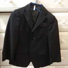 フォーマルスーツ ブラック　ストライプ