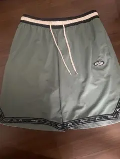NIKE バスケットボールパンツ グリーンのサムネイル