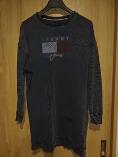 TOMMY JEANS ダークブルー スウェット