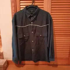 ダークブルーカジュアルシャツ ポケット付き