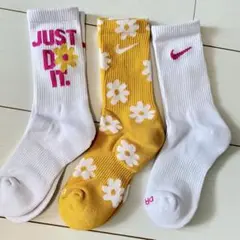 レディースnike 3点セット　靴下　ソックス