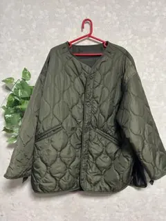 オリーブグリーン キルティングジャケット　ミリタリー　ビッグさシルエット　肩落ち