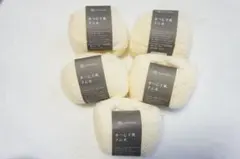 Item thumbnail for item d8f95ff2-73d6-4ae3-a6da-b21a89305597