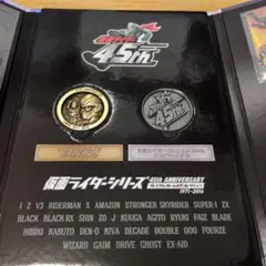 仮面ライダー生誕40周年記念特製コアメダルセット - メルカリ