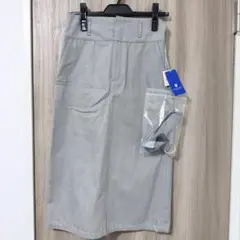 新品　未使用　BLUE LABEL CRESTBRIDGE タイトスカートのサムネイル