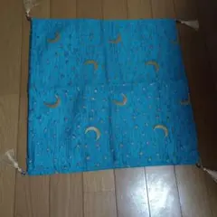 トルコ　月と星の刺繍 クッションカバー42cm✕41cm　 タッセル付きのサムネイル