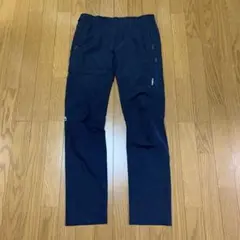 アウトドアパンツ