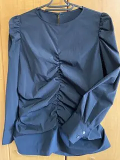 Journal Standard黒 長袖ブラウス　これからの季節に活躍します