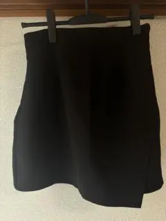 インナーパンツ付ラップ風ミニスカート　ブラック