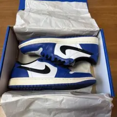 AIR JORDAN 1 RETRO LOW OG ロイヤルブルー