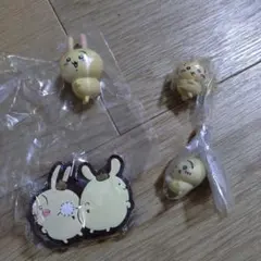 ちいかわ×サンリオ　うさぎのカプセルトイセット