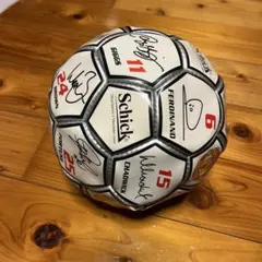 1997年シャープカップ マンチェスター・ユナイテッド サイン入りサッカーボール 2026年最新】マンチェスターユナイテッド サインの人気アイテム - メルカリ