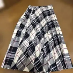 ロングプリーツスカート