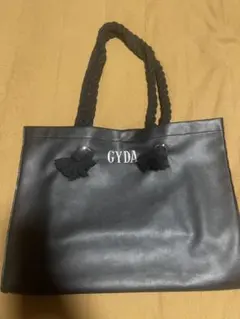 GYDA ブラック トートバッグ 革タイプのサムネイル