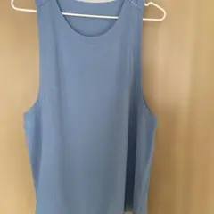 Lululemon 青 タンクトップ