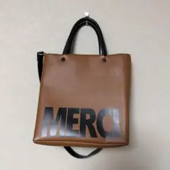 MERCI ロゴ ショルダーバッグ ブラウン