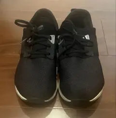 メッシュ スニーカー