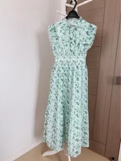 MISCH MASCH ピコフリルプリーツワンピース 花柄 グリーン М 緑 - メルカリ