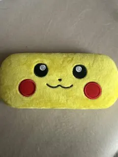ポケモンピカチュウメガネケース