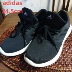 adidas スニーカー