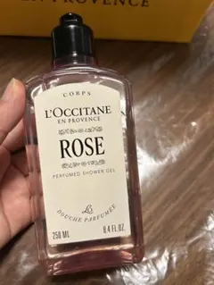 L'OCCITANE パフュームド シャワージェル チェリーブロッサム500ml