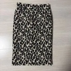 最終処分！タイトスカート 後ろスリット