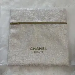 【ノベルティ】CHANEL BEAUTE ポーチ ゴールドのサムネイル