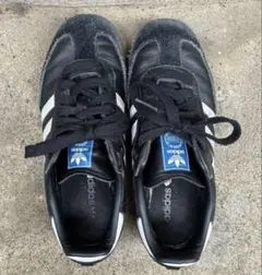 サンバ スニーカー