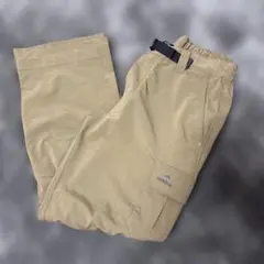 adidas クラィマプルーフ　ベージュ カーゴパンツ