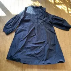 COS ワンピース　ネイビー